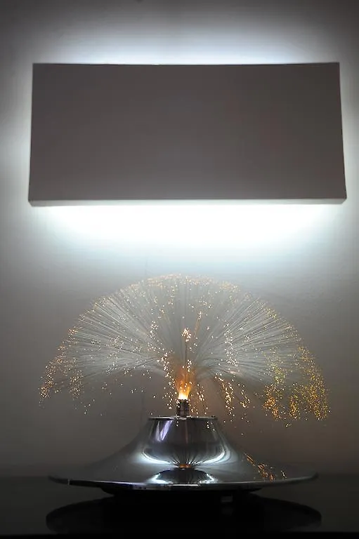 كاتانيا Sangiuliano114 B&B 3*,