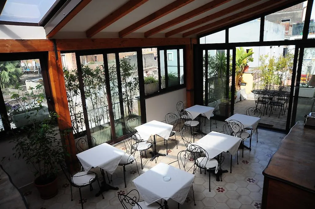 كاتانيا Sangiuliano114 B&B فندق مبيت وإفطار