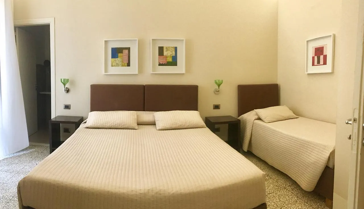 كاتانيا Sangiuliano114 B&B 3*,