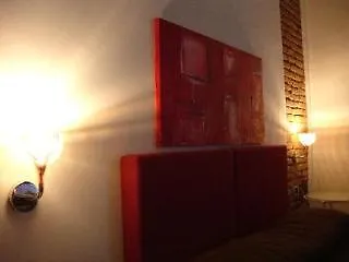 كاتانيا Sangiuliano114 B&B 3*,